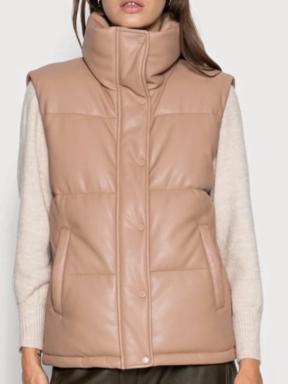 Abercrombie & Fitch Vegan Faux Leather Puffer Quilted Vest